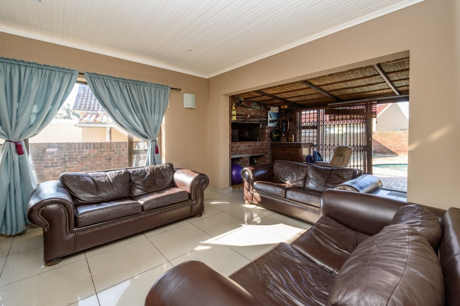 3 Bedroom Property for Sale in Kunene Park Eastern Cape